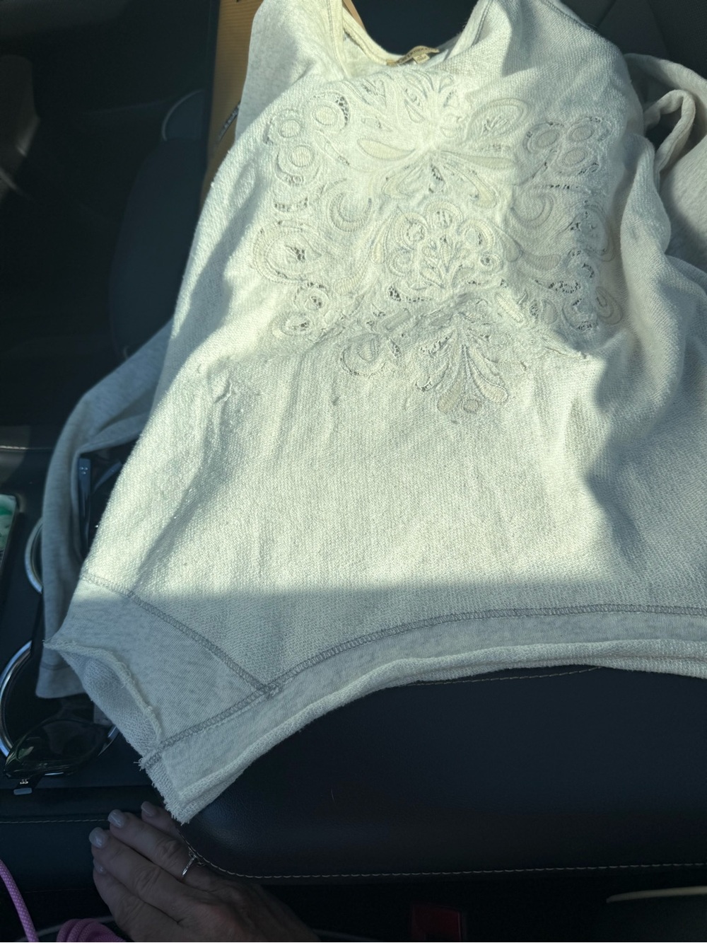 Lightweight sweatshirt - Picture 9 of 10